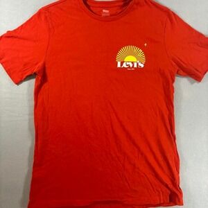 Preowned Levi Strauss graphic Tshirt. Men's size medium. Excellent condition